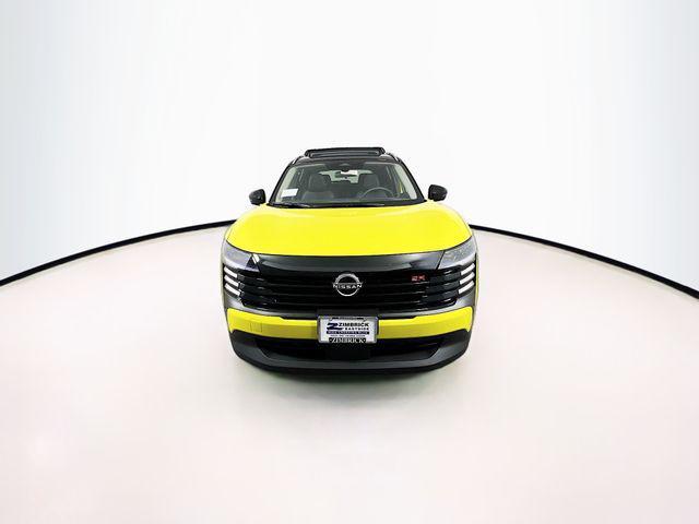 new 2025 Nissan Kicks car, priced at $29,158