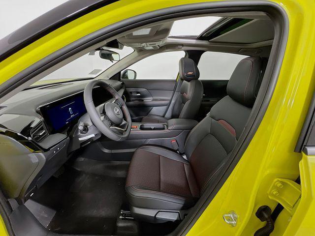 new 2025 Nissan Kicks car, priced at $29,158