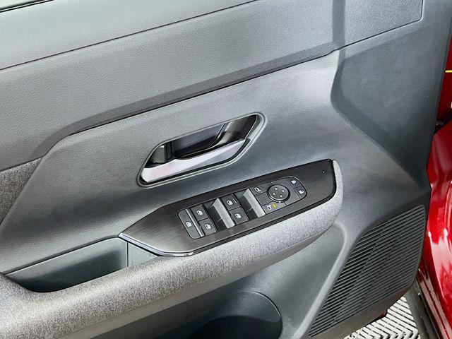 new 2025 Nissan Kicks car, priced at $26,646