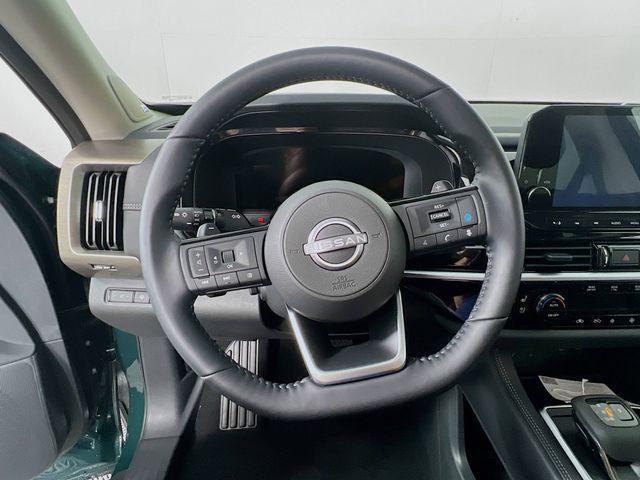 new 2025 Nissan Pathfinder car, priced at $45,386
