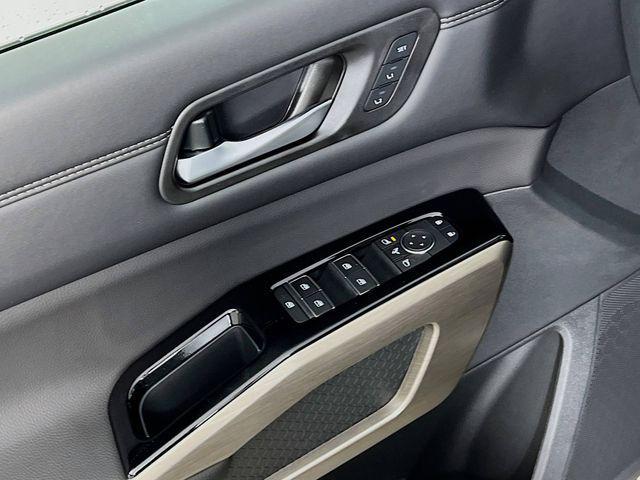 new 2025 Nissan Pathfinder car, priced at $45,386