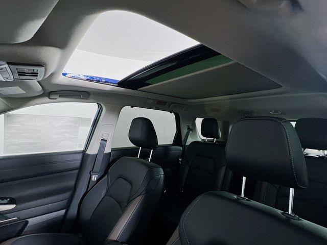new 2025 Nissan Pathfinder car, priced at $49,959