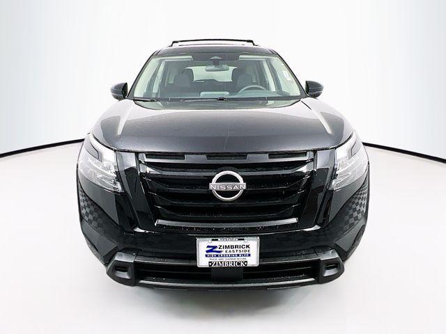 new 2025 Nissan Pathfinder car, priced at $38,188