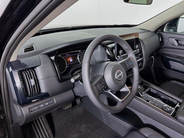new 2025 Nissan Pathfinder car, priced at $38,188
