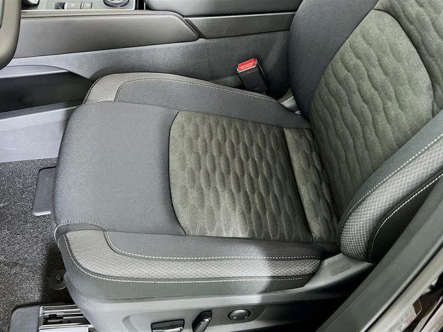 new 2025 Nissan Pathfinder car, priced at $38,188