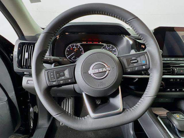 new 2025 Nissan Pathfinder car, priced at $38,188