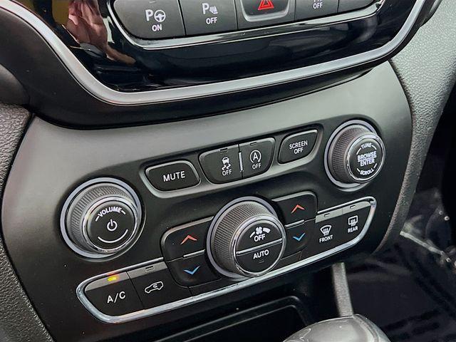 used 2019 Jeep Cherokee car, priced at $18,900