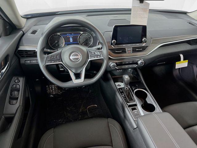 new 2024 Nissan Altima car, priced at $27,131