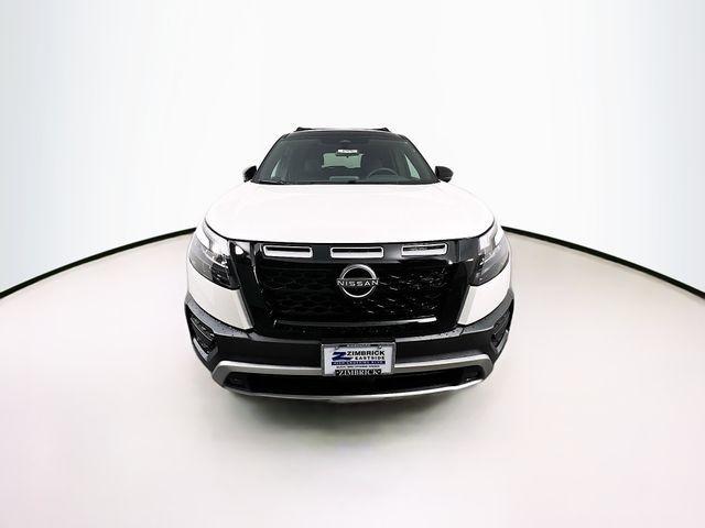 new 2024 Nissan Pathfinder car, priced at $42,197