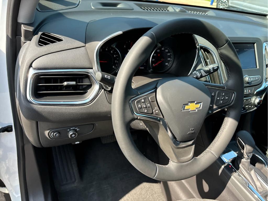 used 2024 Chevrolet Equinox car, priced at $22,999