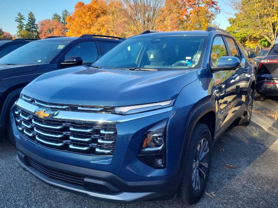 new 2025 Chevrolet Equinox car, priced at $33,405