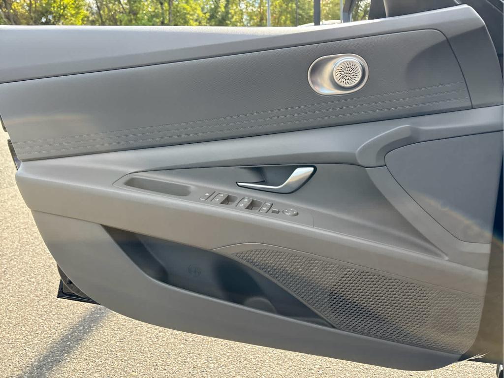 used 2022 Hyundai Elantra car, priced at $18,999