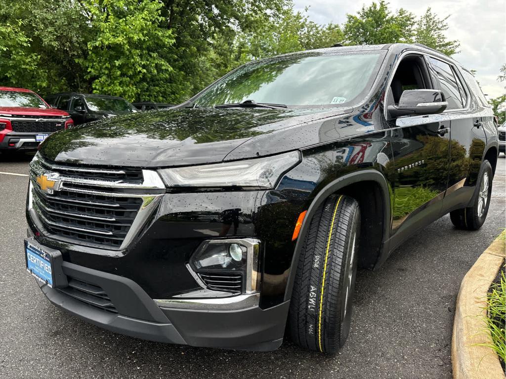 used 2023 Chevrolet Traverse car, priced at $31,099