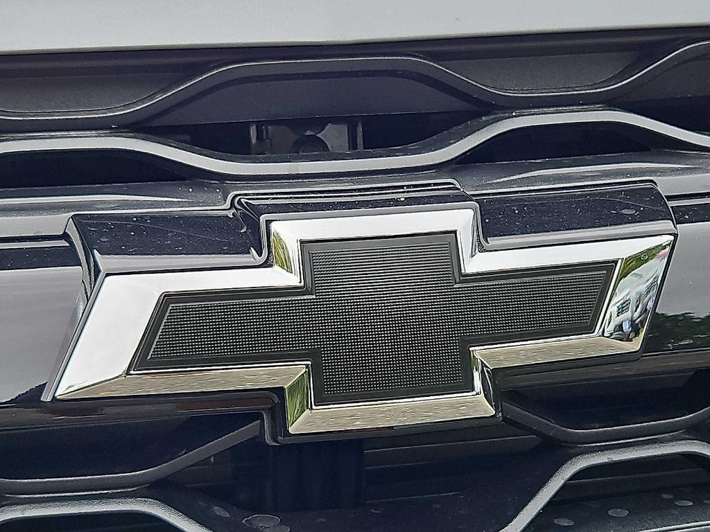 new 2025 Chevrolet Blazer car, priced at $40,349