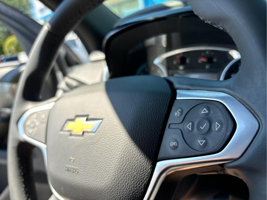 used 2023 Chevrolet Traverse car, priced at $28,525