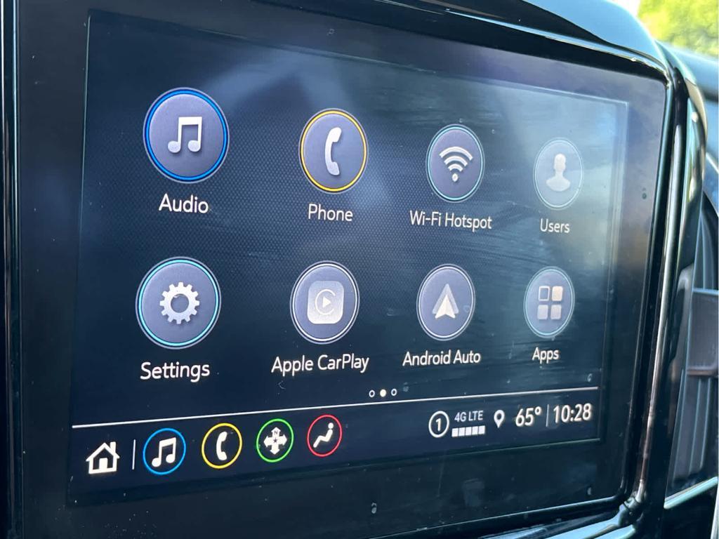 used 2023 Chevrolet Traverse car, priced at $28,525