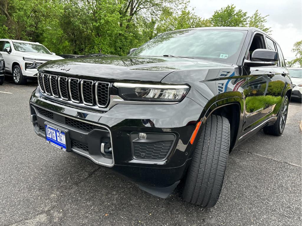 used 2022 Jeep Grand Cherokee car, priced at $35,999