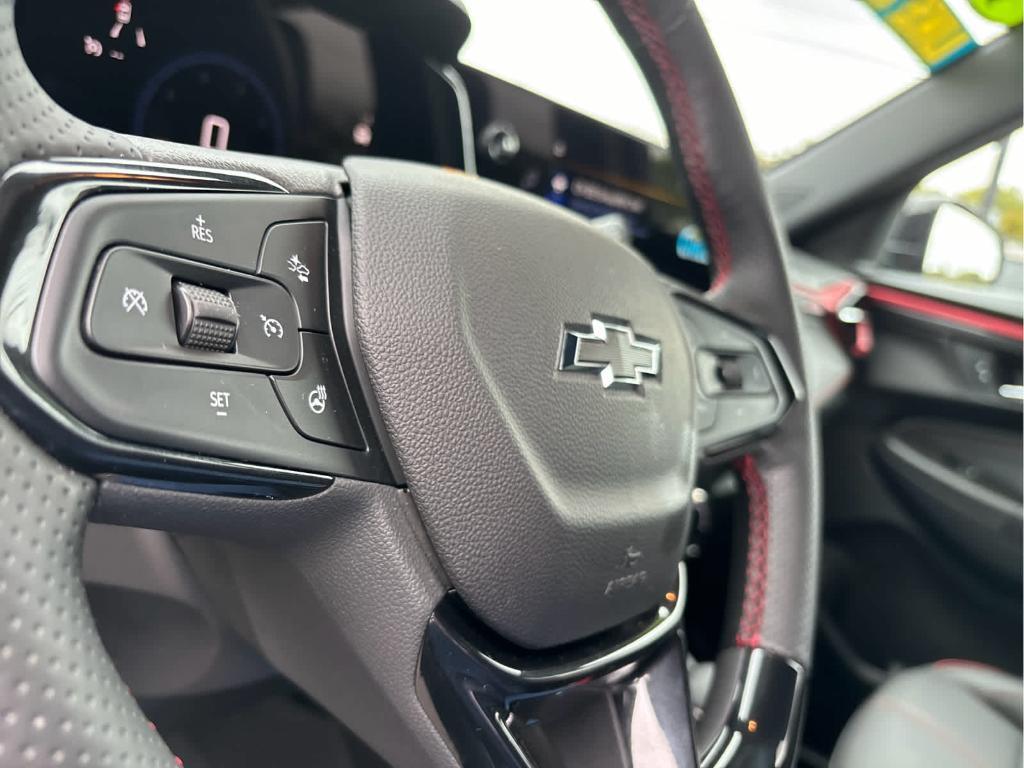 used 2025 Chevrolet TrailBlazer car, priced at $27,900