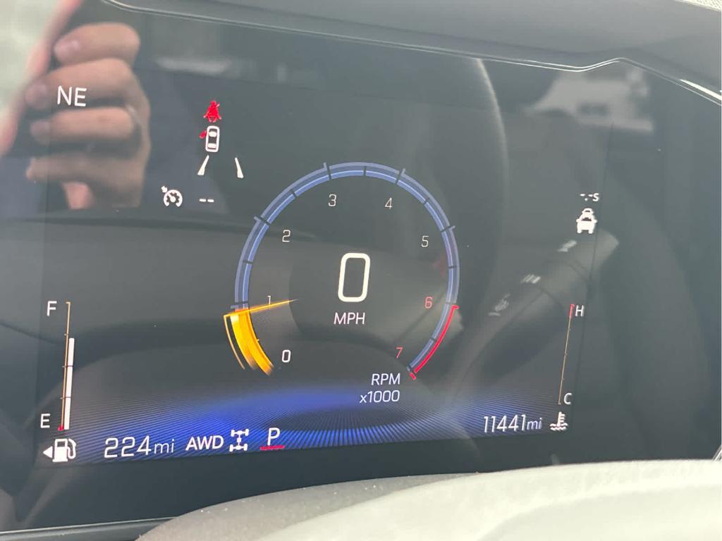 used 2025 Chevrolet TrailBlazer car, priced at $27,900