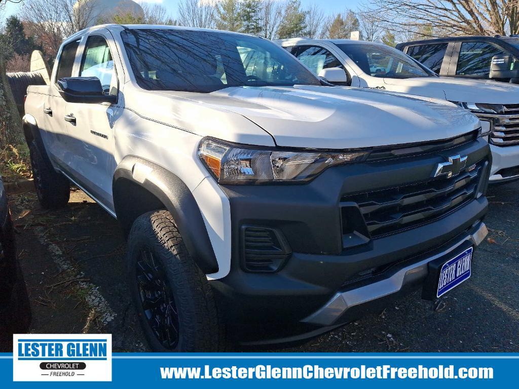 new 2024 Chevrolet Colorado car, priced at $38,403