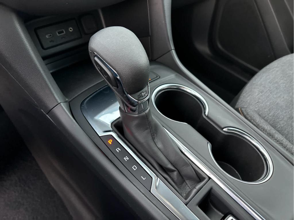 used 2023 Chevrolet Equinox car, priced at $23,999