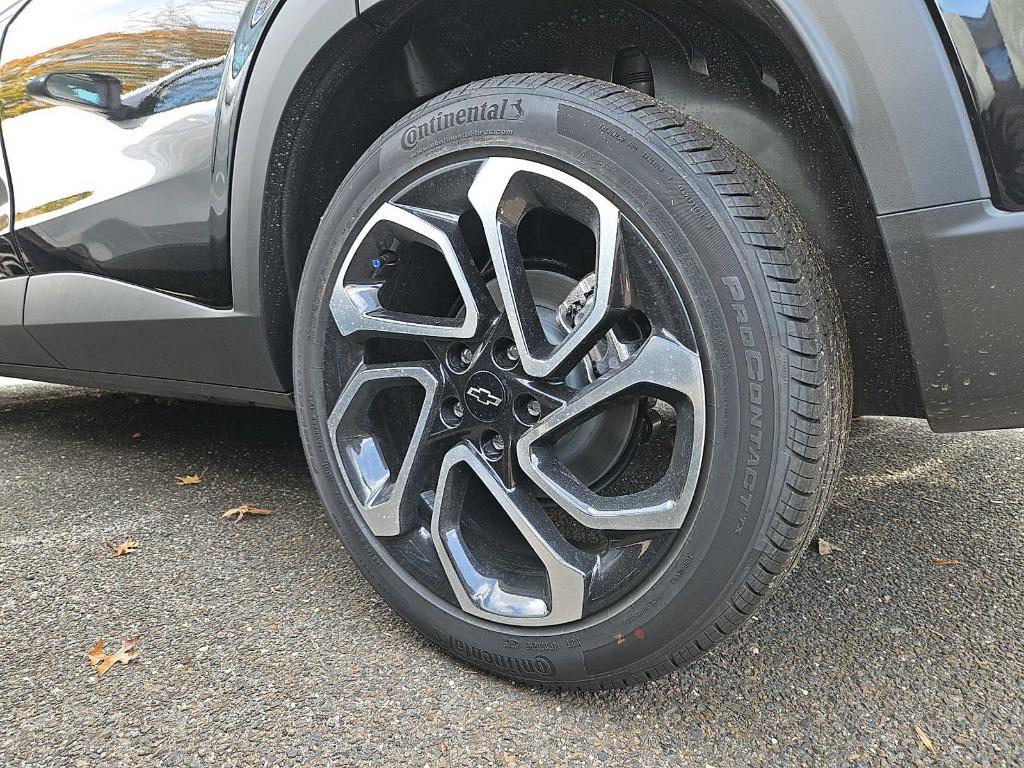 new 2026 Chevrolet Trax car, priced at $27,348
