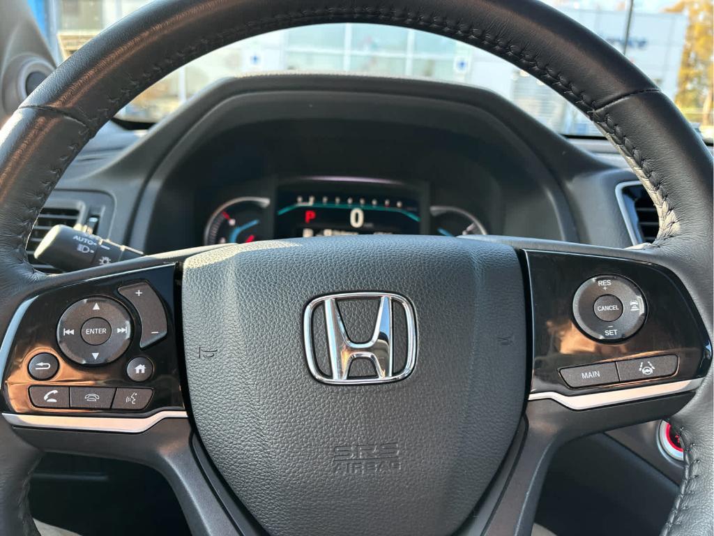 used 2022 Honda Pilot car, priced at $33,499