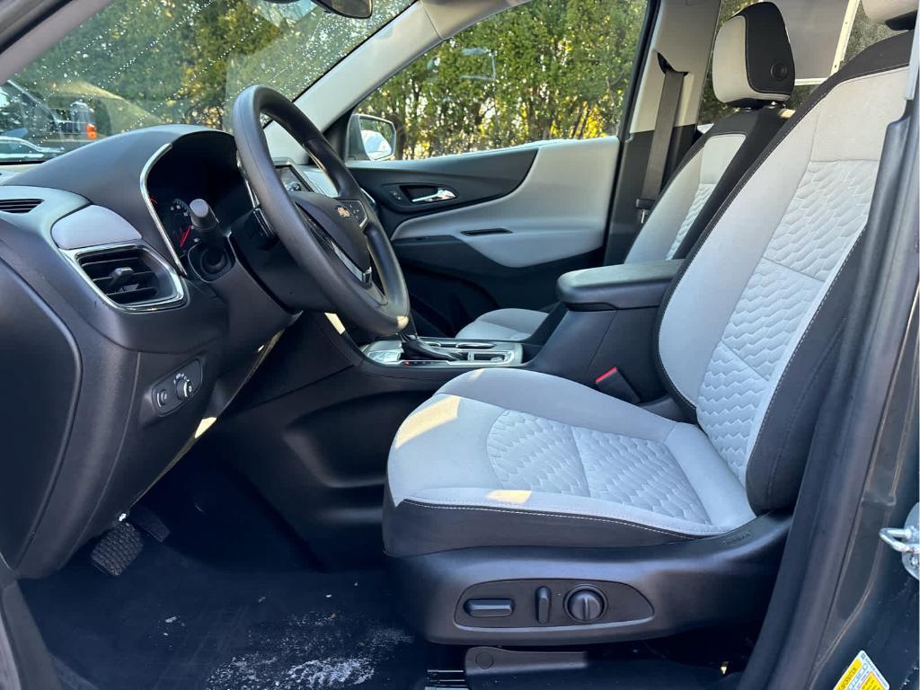 used 2021 Chevrolet Equinox car, priced at $22,799