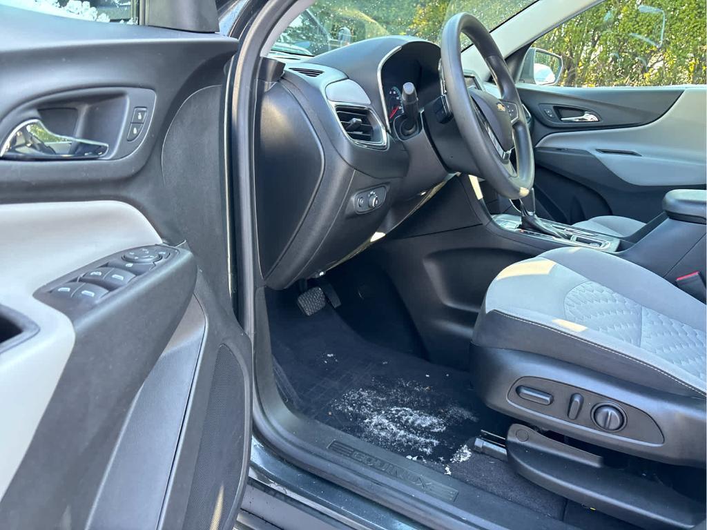 used 2021 Chevrolet Equinox car, priced at $22,799