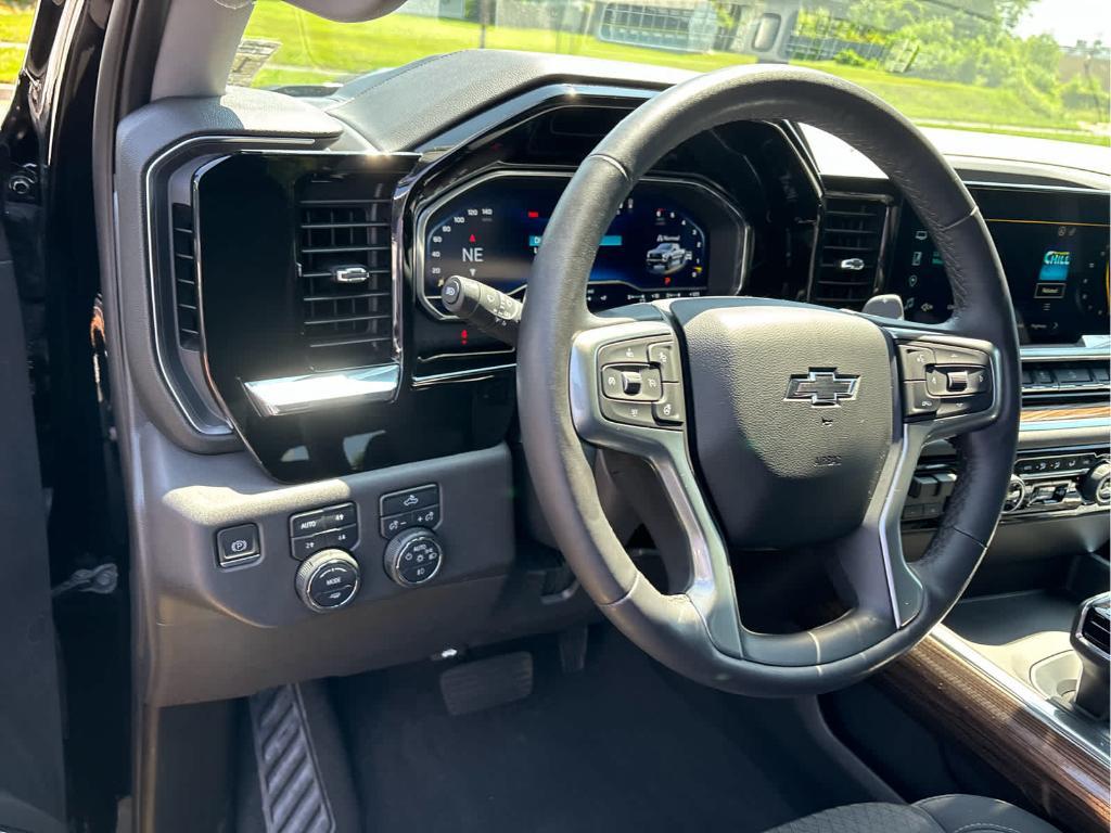 used 2023 Chevrolet Silverado 1500 car, priced at $47,999