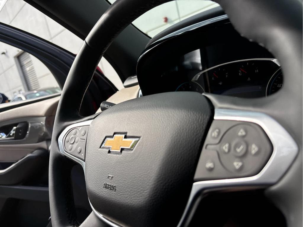 used 2023 Chevrolet Traverse car, priced at $31,599