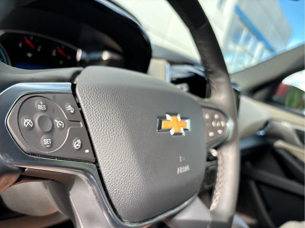 used 2023 Chevrolet Traverse car, priced at $31,599