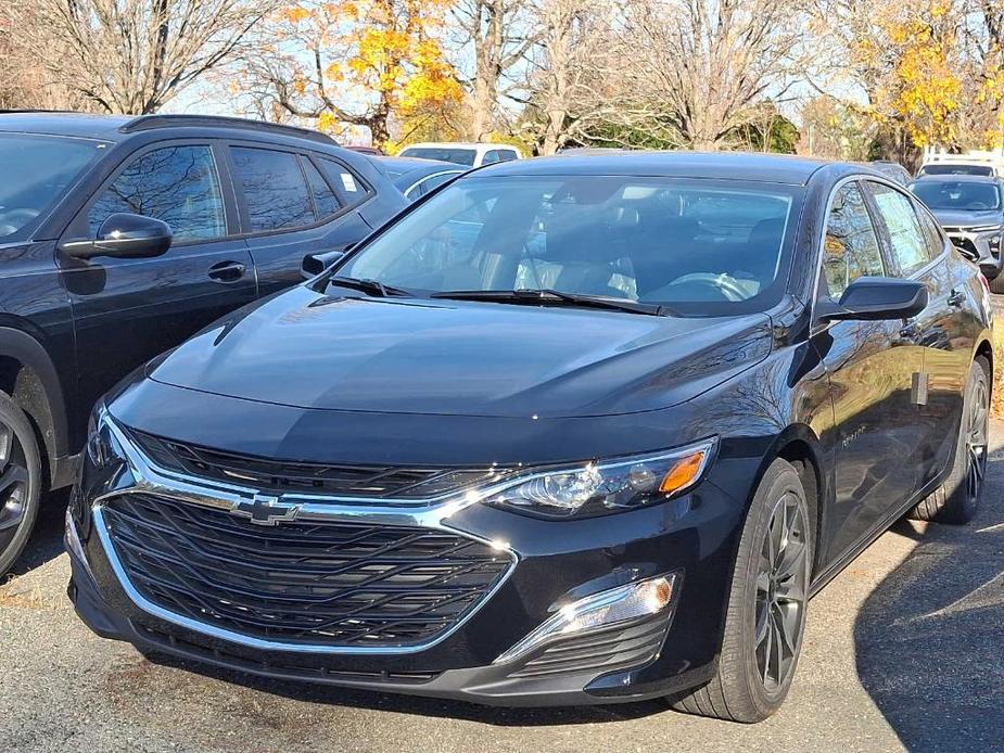 new 2025 Chevrolet Malibu car, priced at $24,208