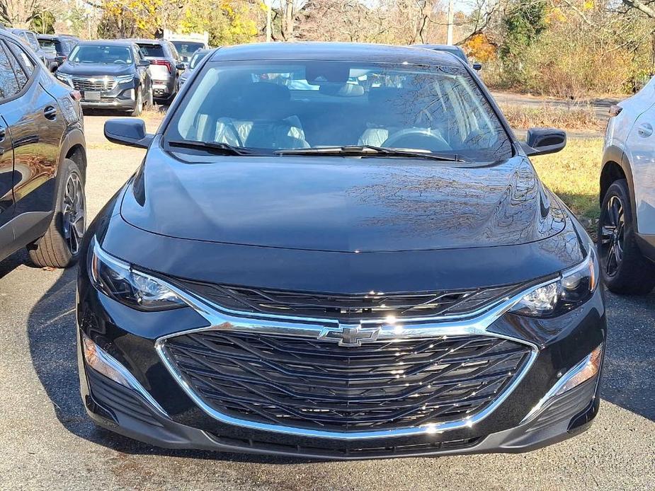 new 2025 Chevrolet Malibu car, priced at $24,208