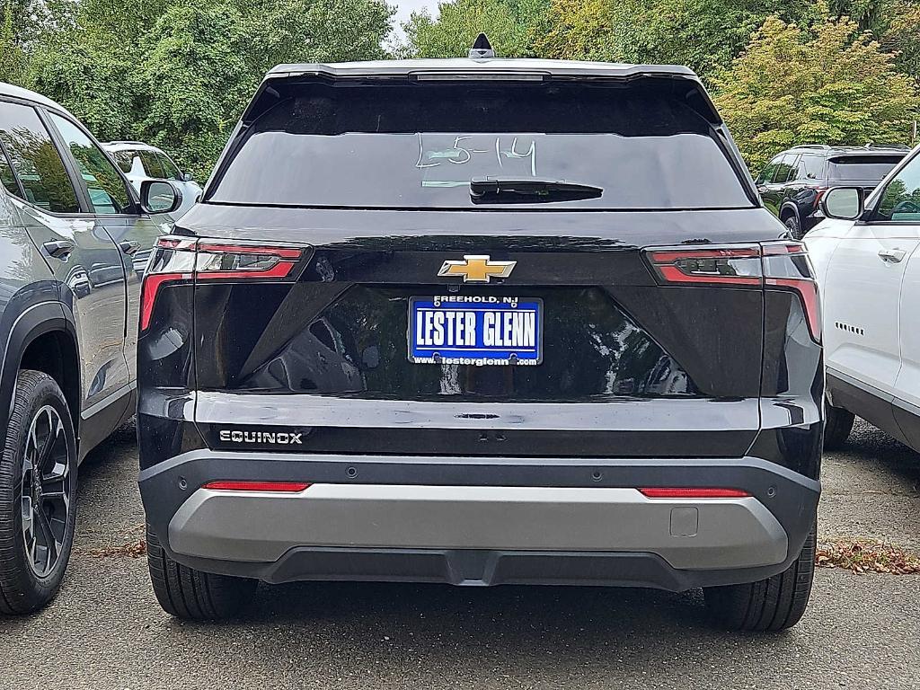 new 2026 Chevrolet Equinox car, priced at $31,533
