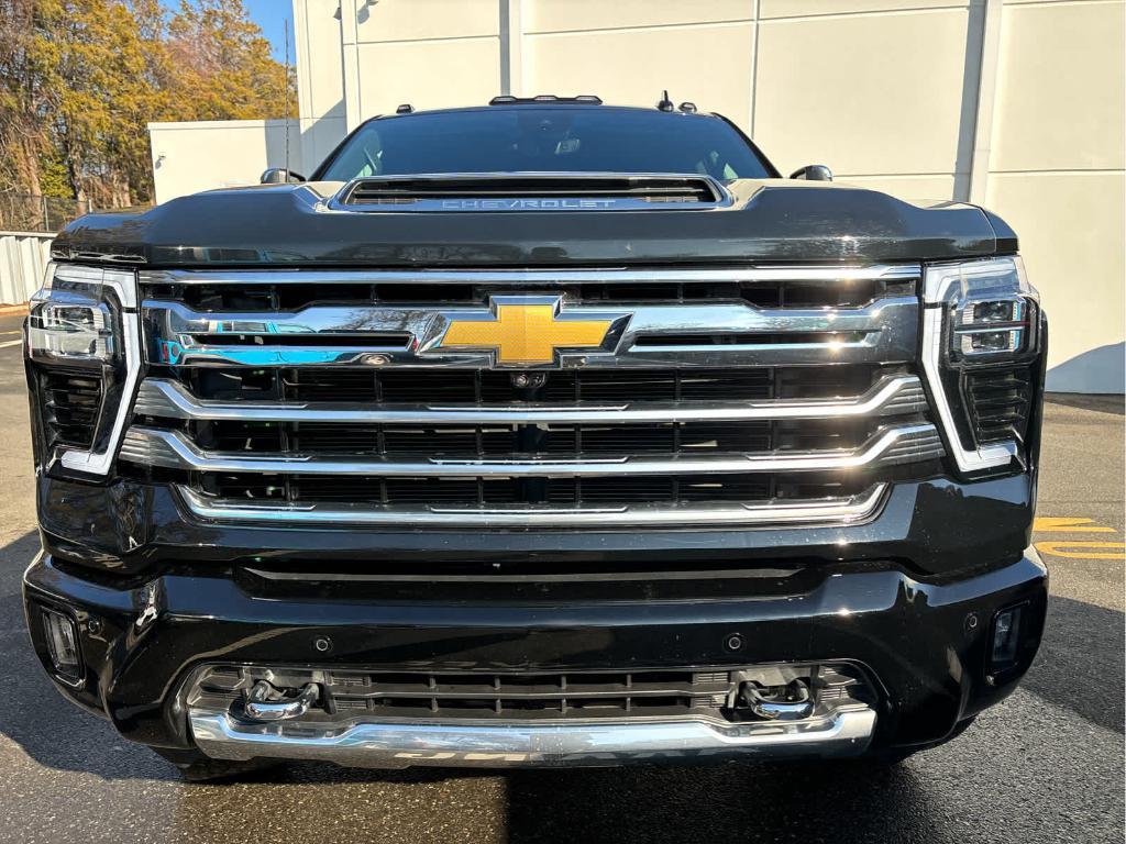 used 2024 Chevrolet Silverado 2500 car, priced at $69,999