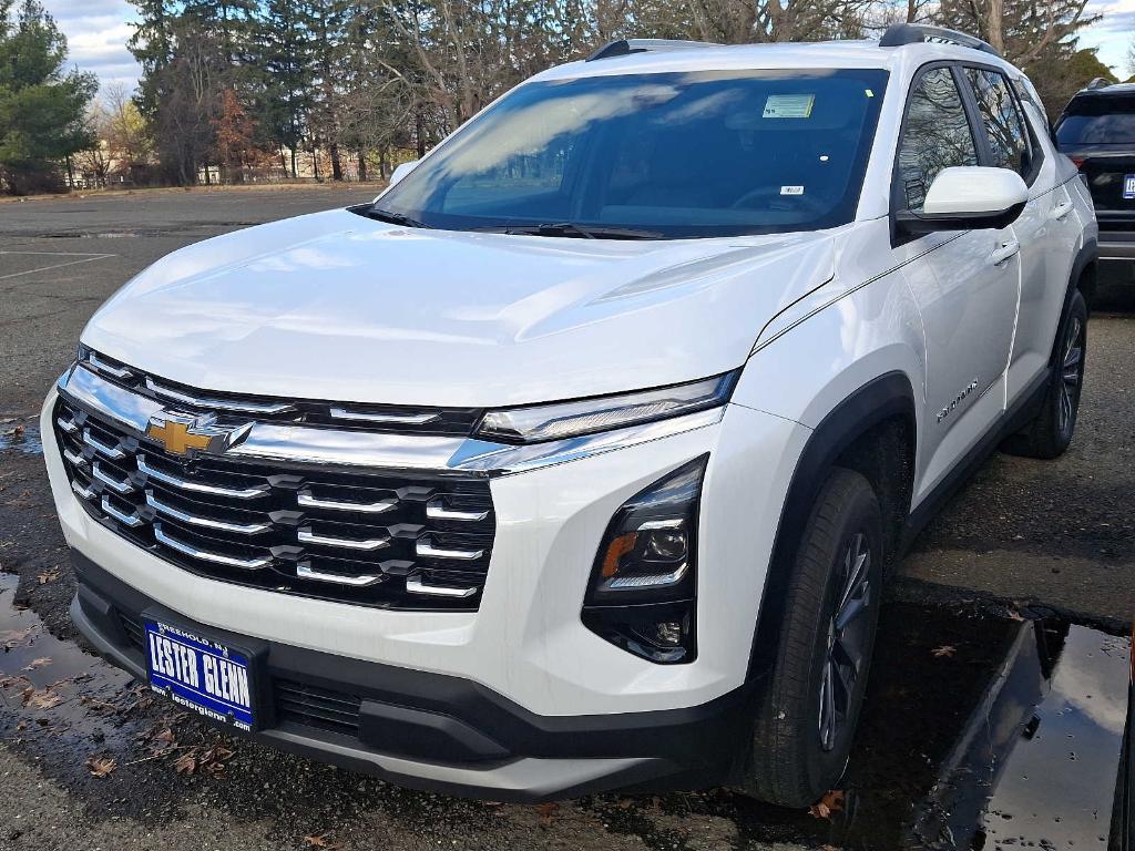 new 2025 Chevrolet Equinox car, priced at $31,293