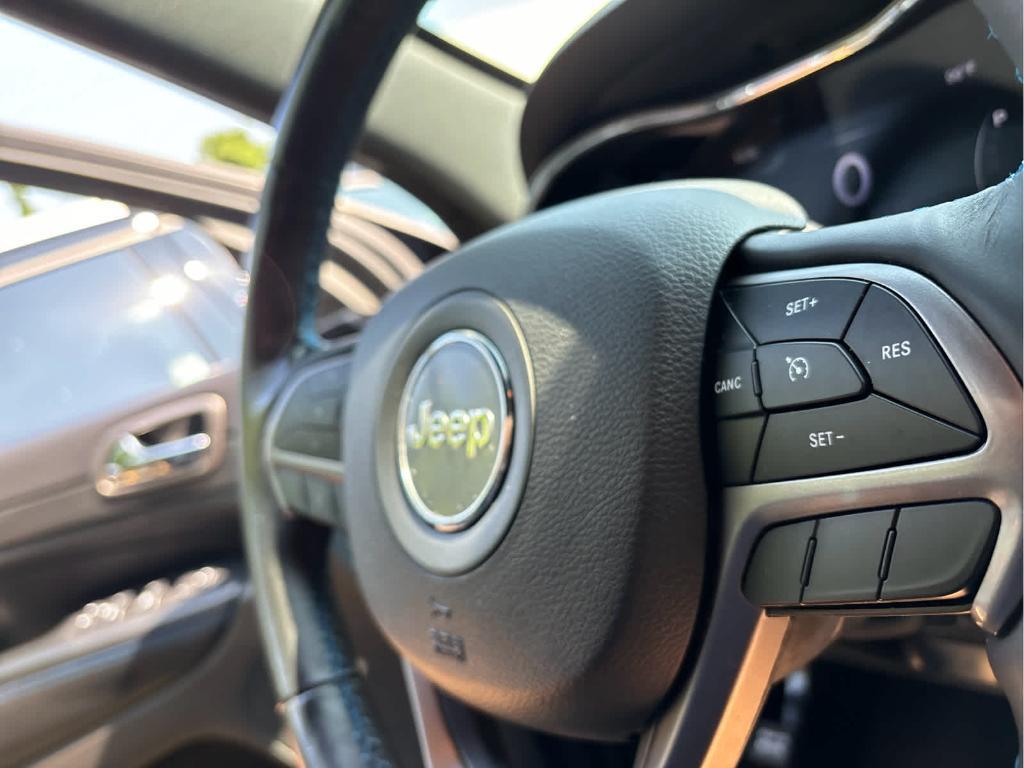 used 2019 Jeep Grand Cherokee car, priced at $20,999