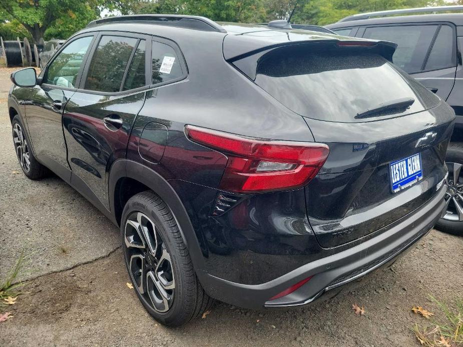 new 2025 Chevrolet Trax car, priced at $26,460