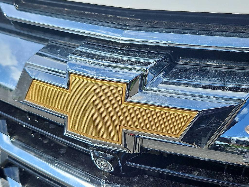 new 2026 Chevrolet Equinox car, priced at $35,885