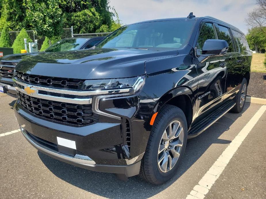 new 2024 Chevrolet Suburban car, priced at $65,885