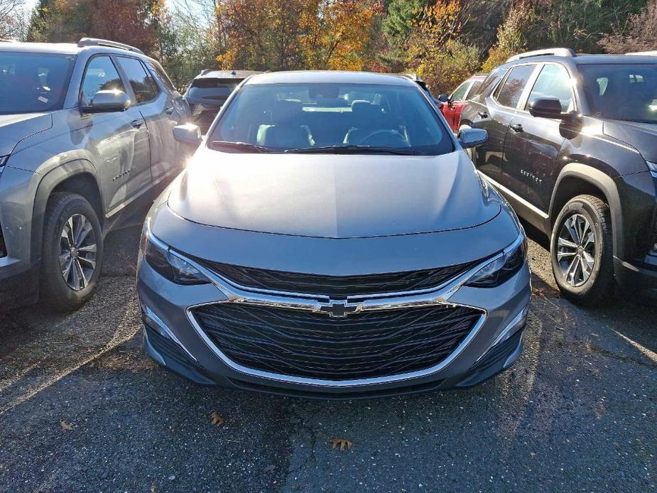 new 2025 Chevrolet Malibu car, priced at $24,208