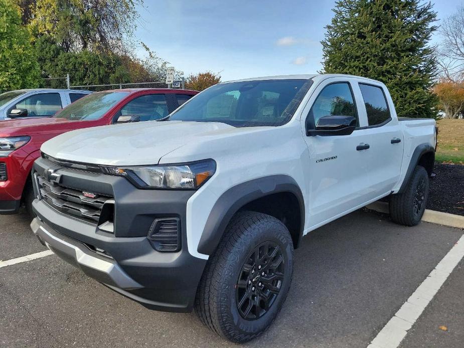 new 2024 Chevrolet Colorado car, priced at $40,870