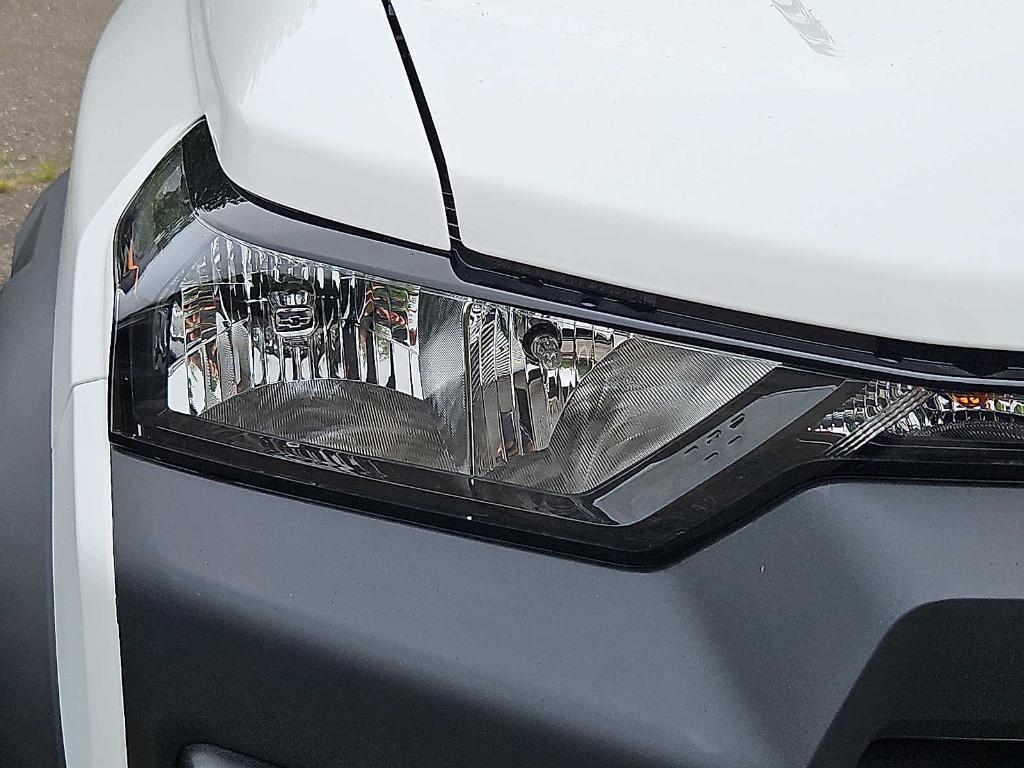 new 2026 Chevrolet Colorado car, priced at $45,423