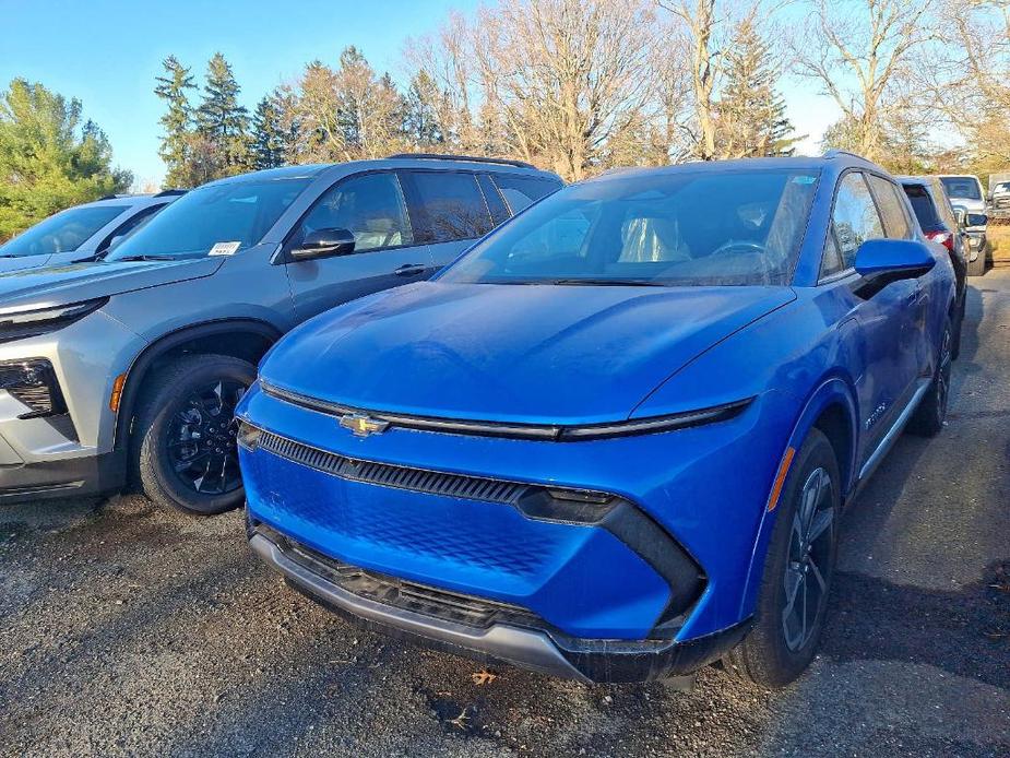 new 2025 Chevrolet Equinox EV car, priced at $44,610