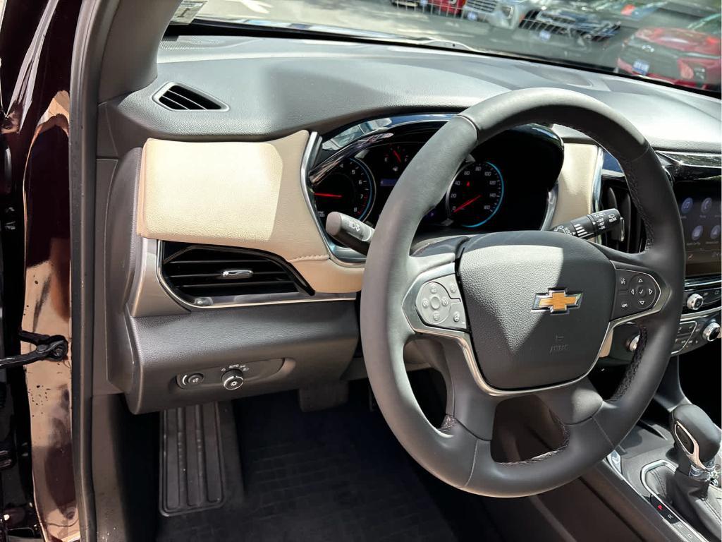 used 2023 Chevrolet Traverse car, priced at $33,499