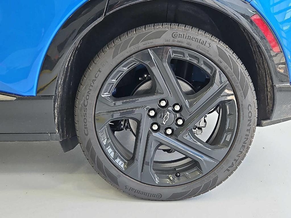 new 2025 Chevrolet Equinox EV car, priced at $58,080