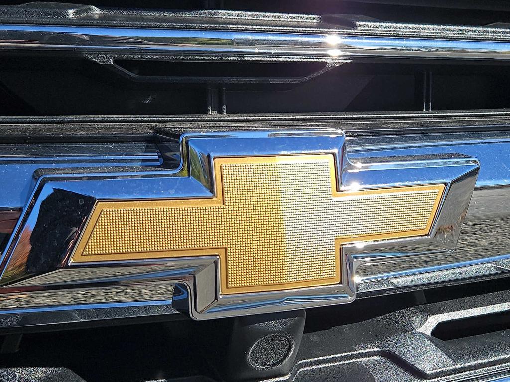 new 2026 Chevrolet Traverse car, priced at $41,558