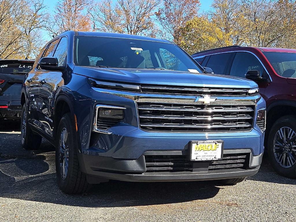 new 2026 Chevrolet Traverse car, priced at $41,558
