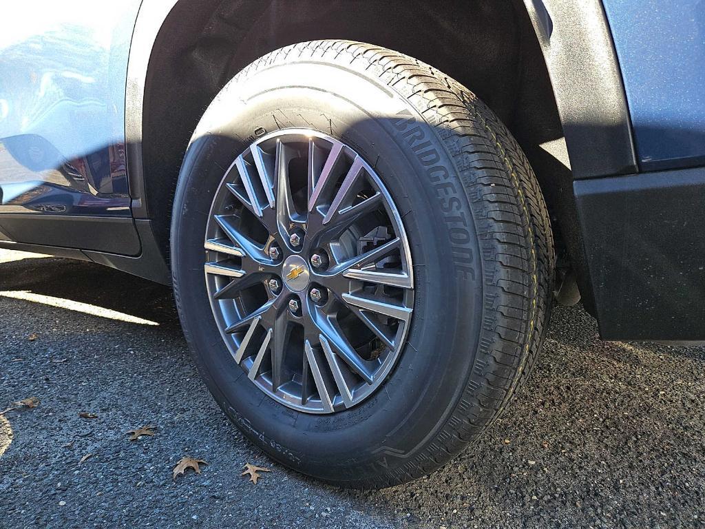 new 2026 Chevrolet Traverse car, priced at $41,558
